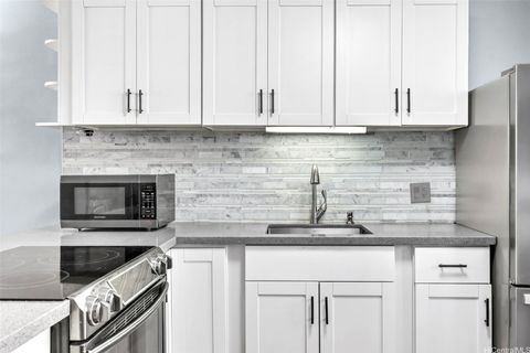 Photo of 1128 Ala Napunani Street #309, Honolulu, HI 96818 (MLS # 202607839)