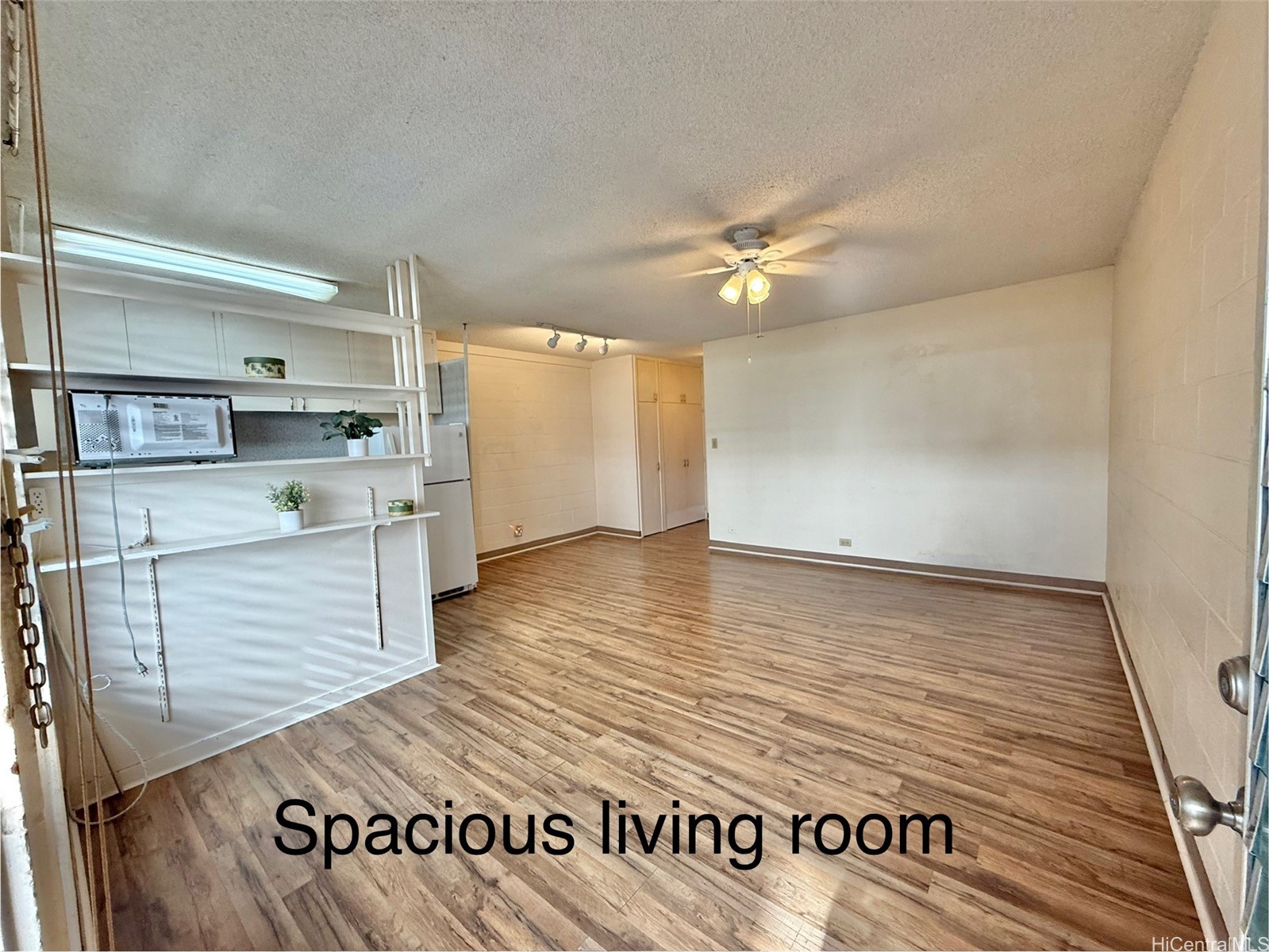 1531 Makiki Street 206