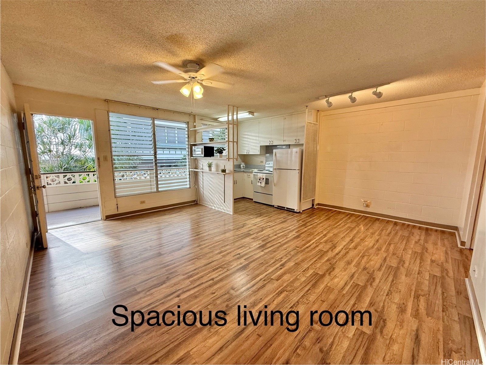 1531 Makiki Street 206