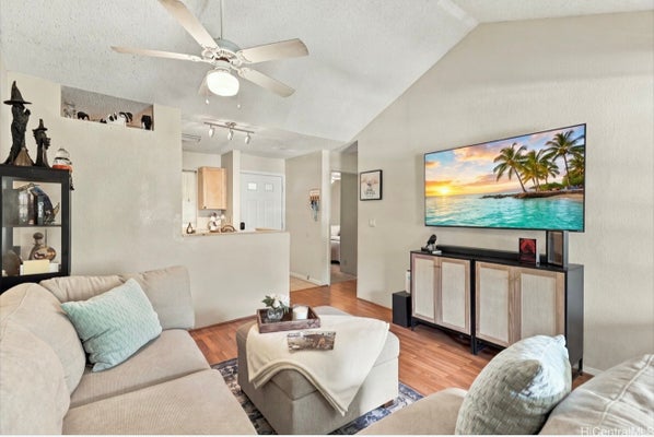 95-510 WIKAO ST APT E303, MILILANI, HI 96789 - Image 548cf7c70d4e2666dc9bad9bdc40d5c8/807835397