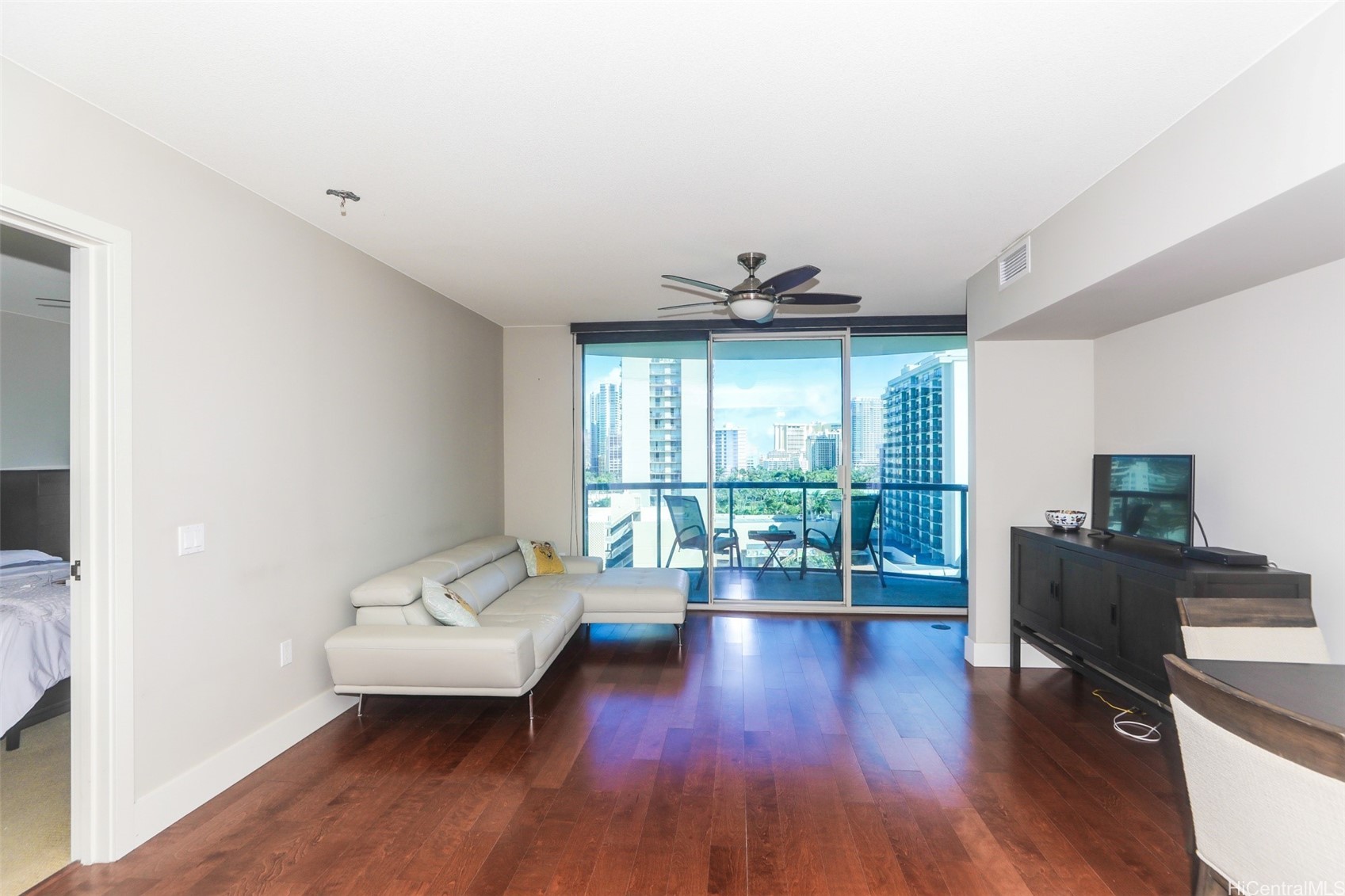 1837 Kalakaua Avenue 1102