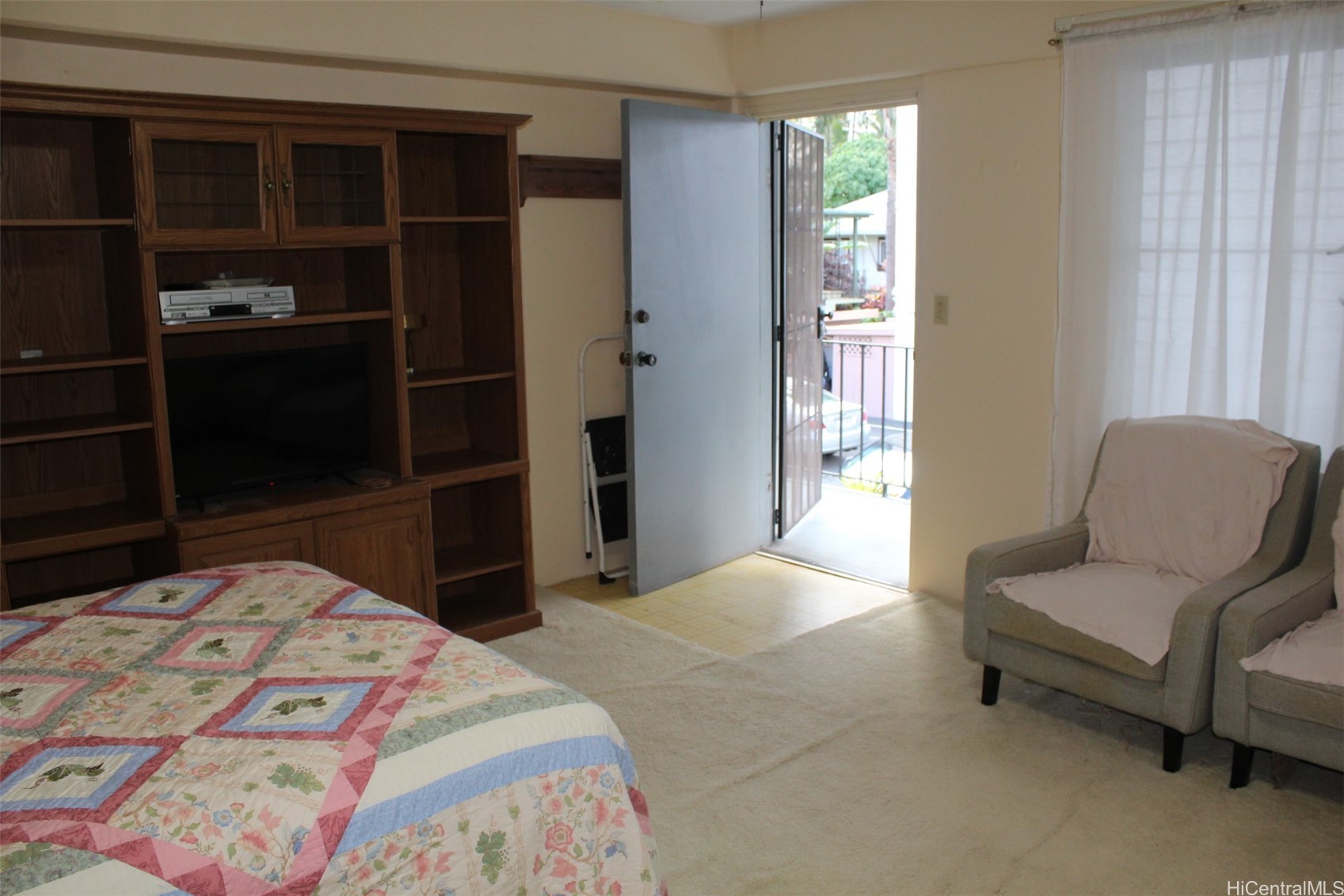235 Liliuokalani Avenue 235