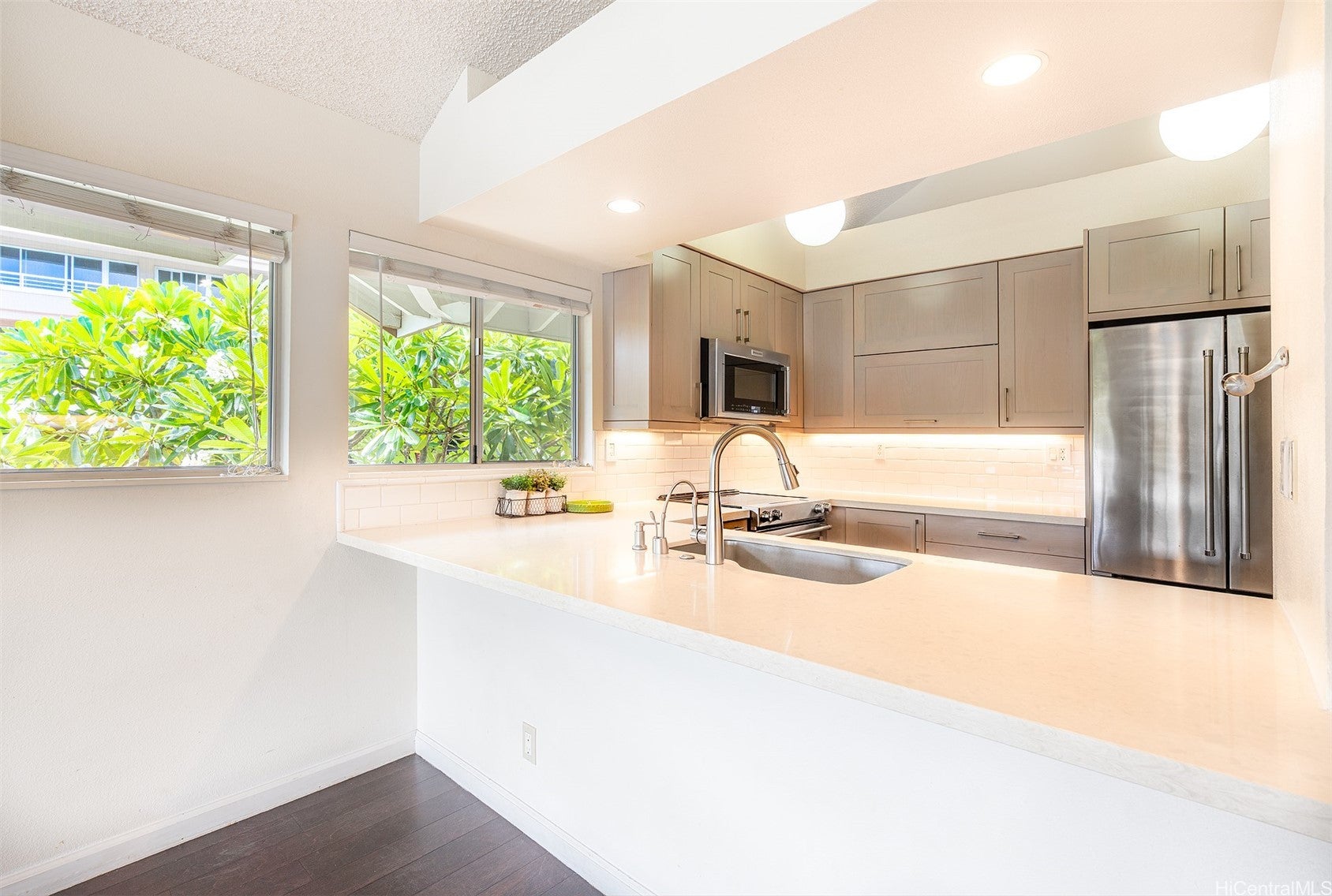 7007 Hawaii Kai Drive A21