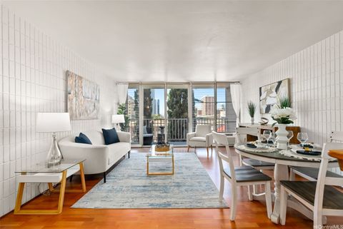 Photo of 1326 Keeaumoku Street #305, Honolulu, HI 96814 (MLS # 202601651)