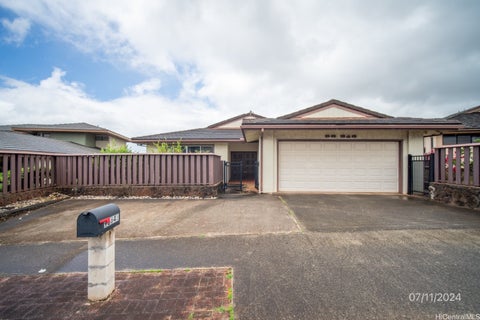 Photo of 98-646 Kuini Street, Aiea, HI 96701 (MLS # 202619807)