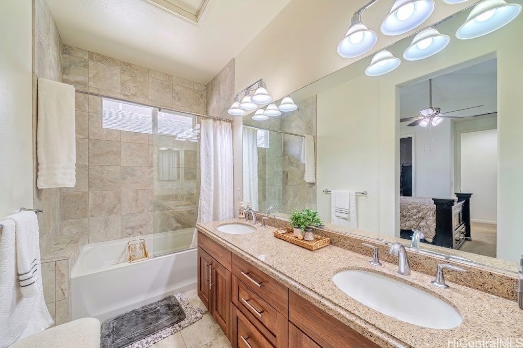 91-1427 Kaikohola Street D122