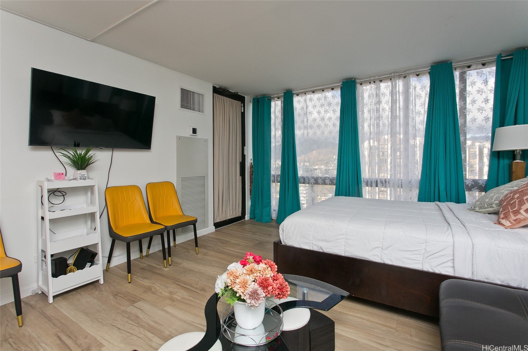 229 Paoakalani Avenue 2305(NUC)