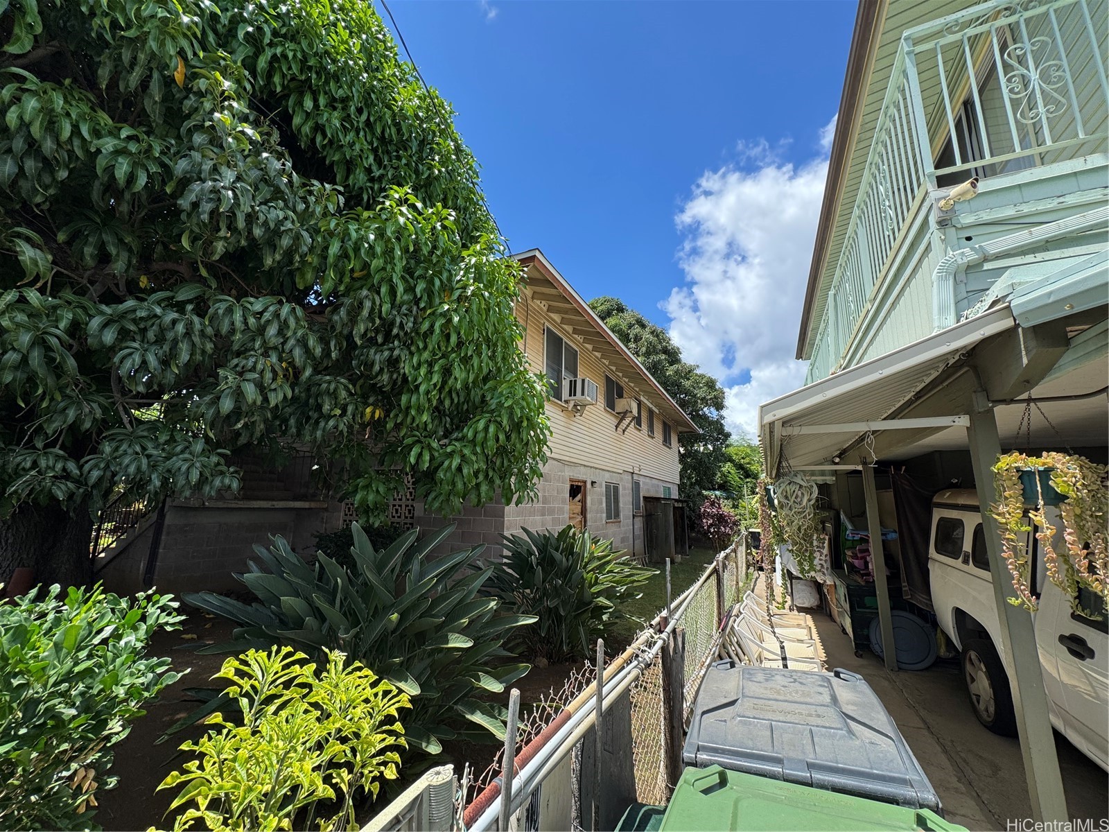 1916 Kaumualii Street