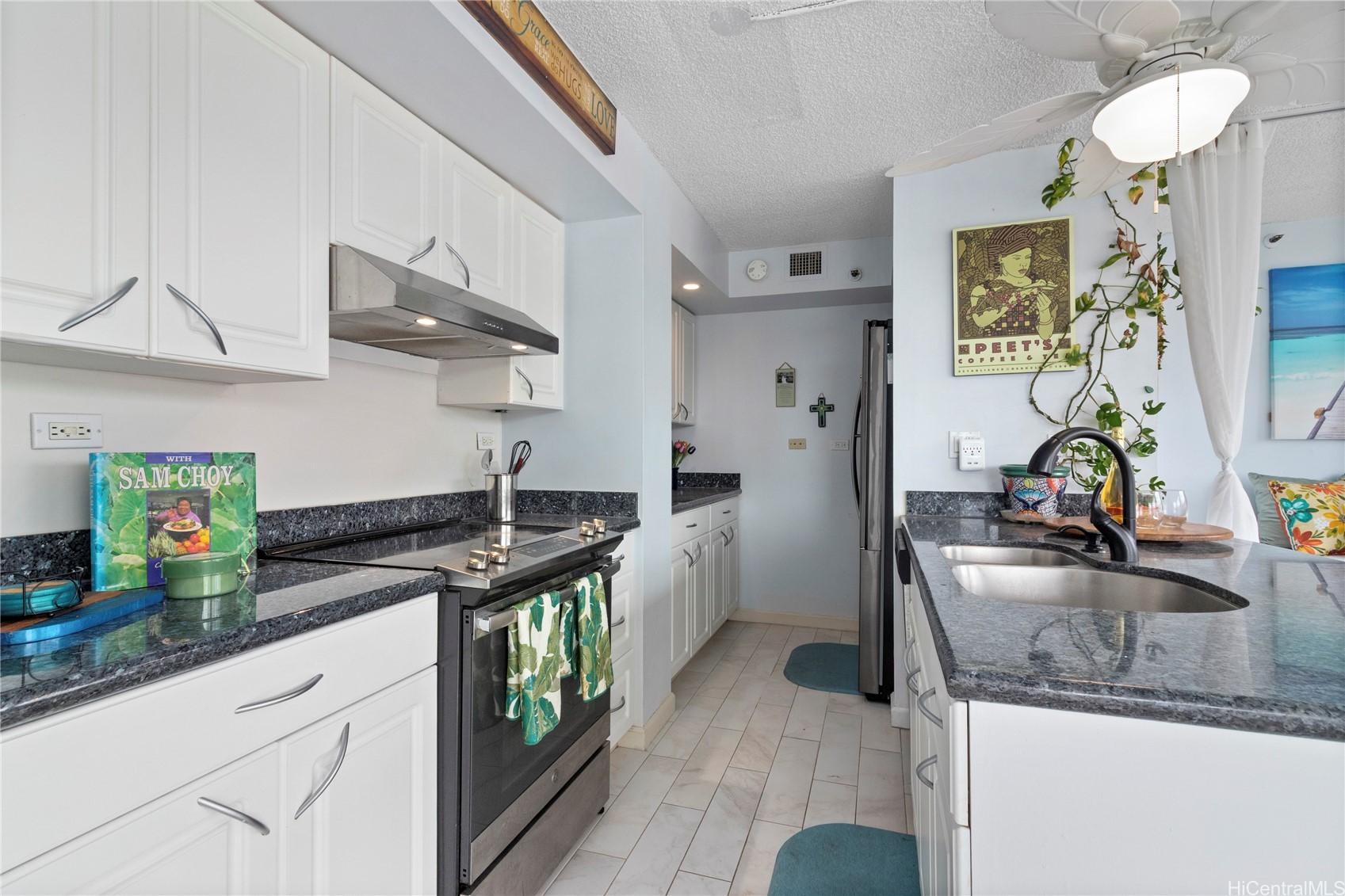 2232 Kapiolani Boulevard 704