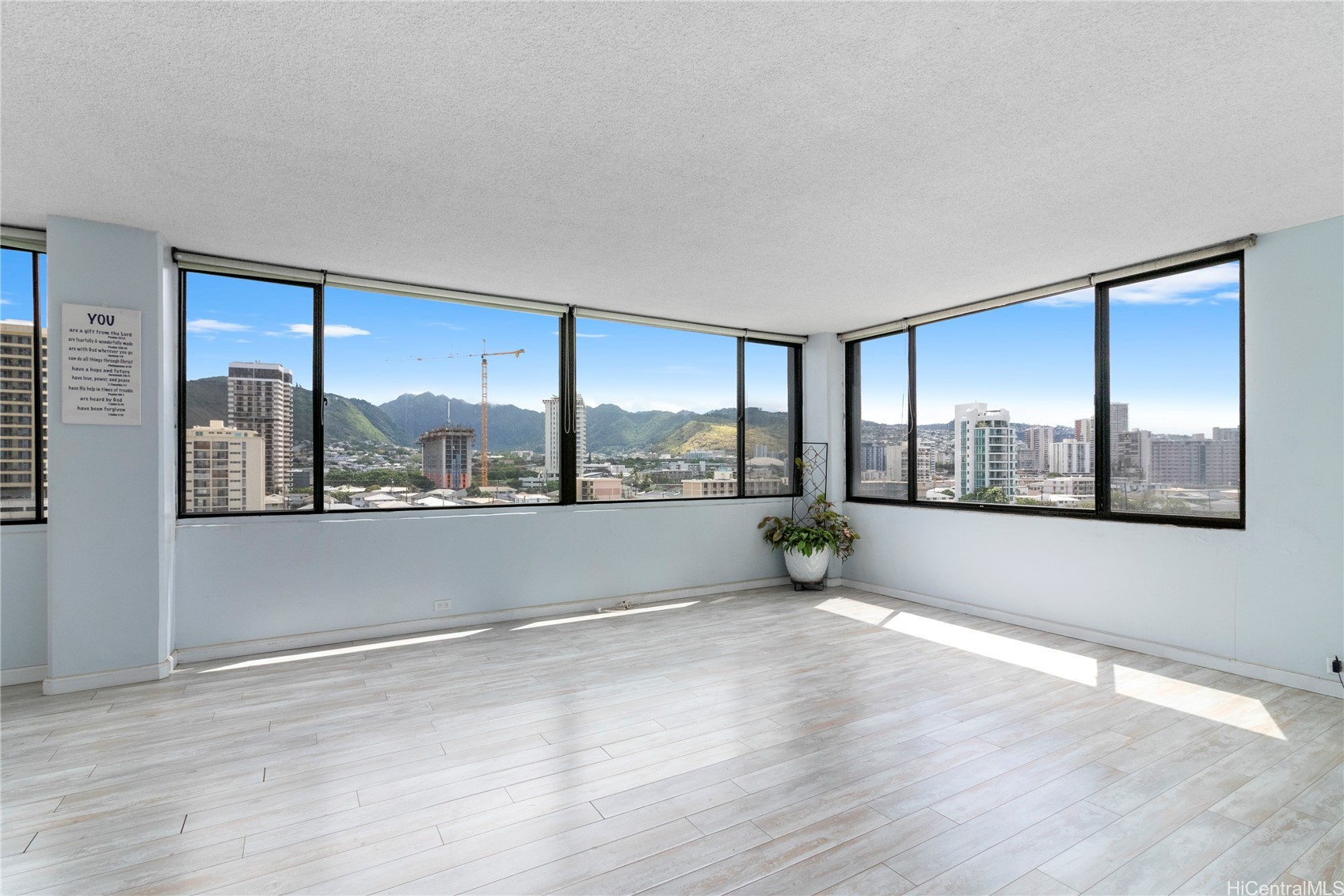 2232 Kapiolani Boulevard 704