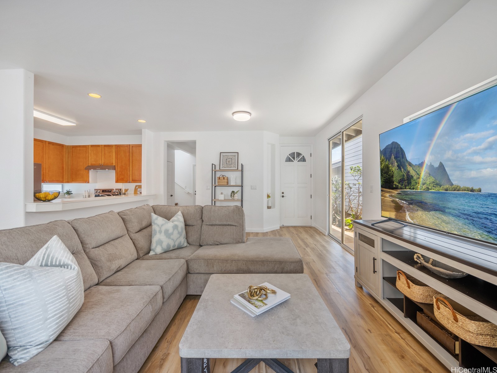 1060 Kinau Street A4