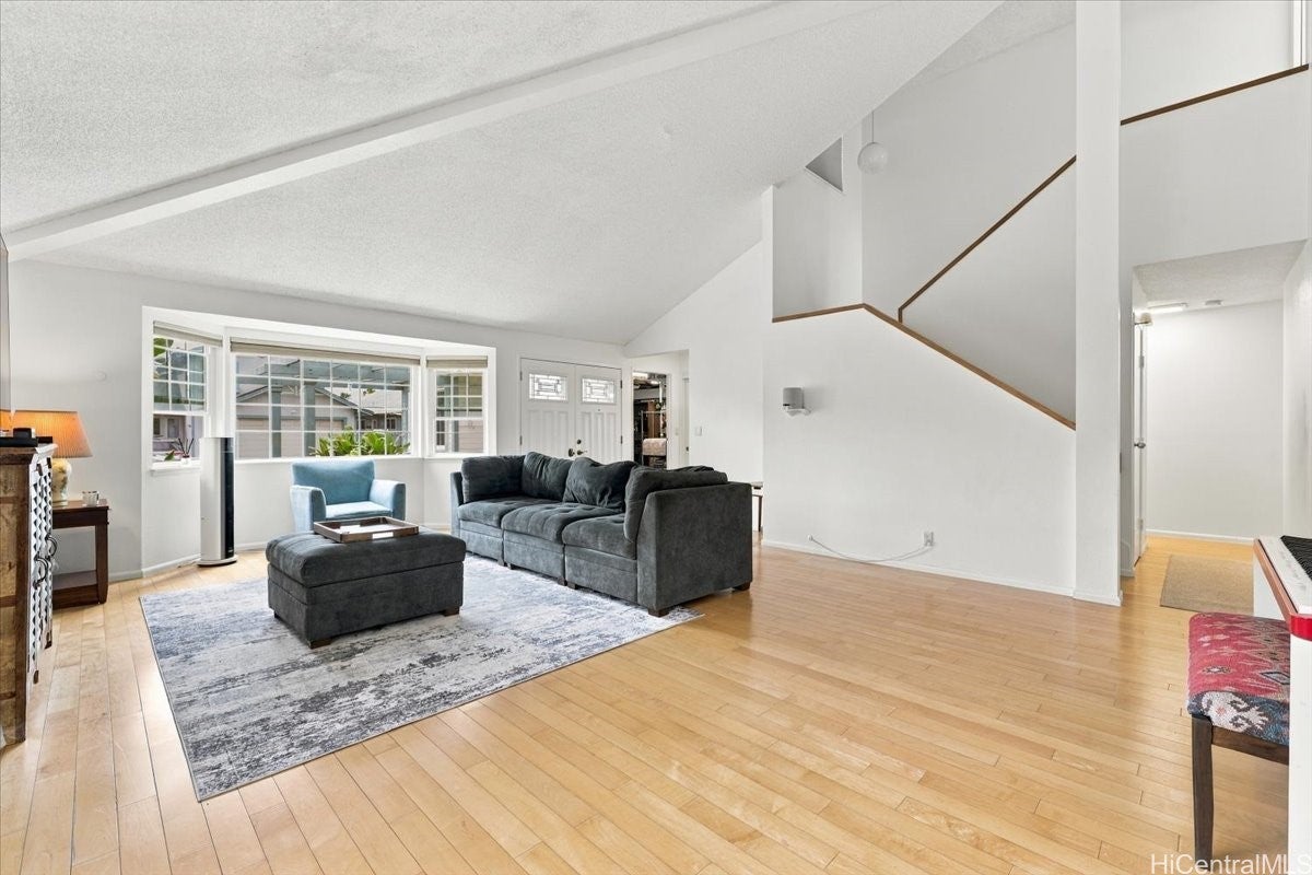 91-220 Ihee Place