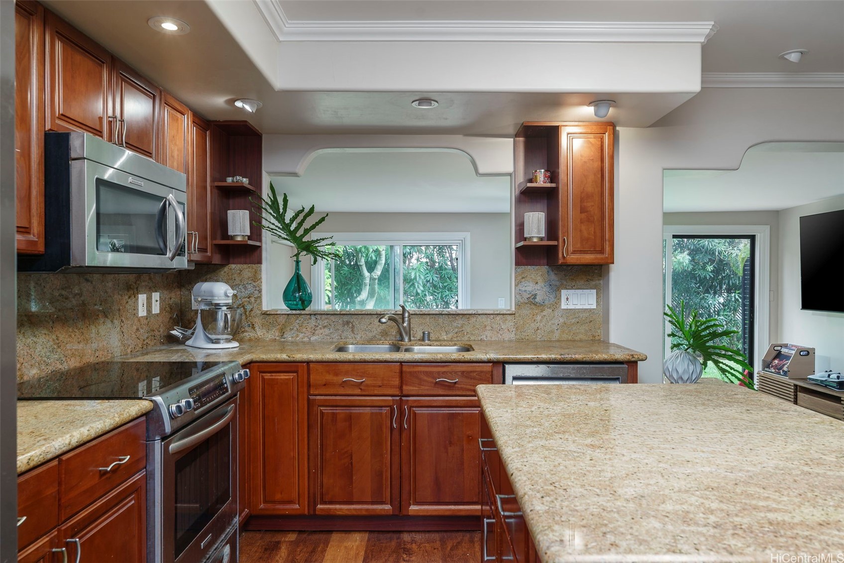 6370 Hawaii Kai Drive 3