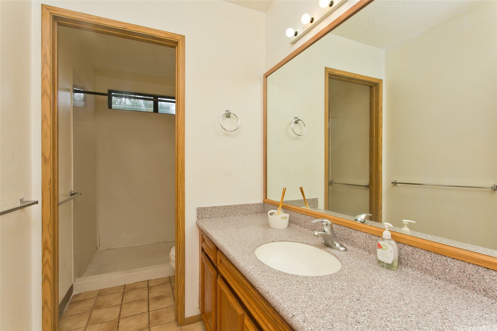 98-1819 Kaahumanu Street 78B