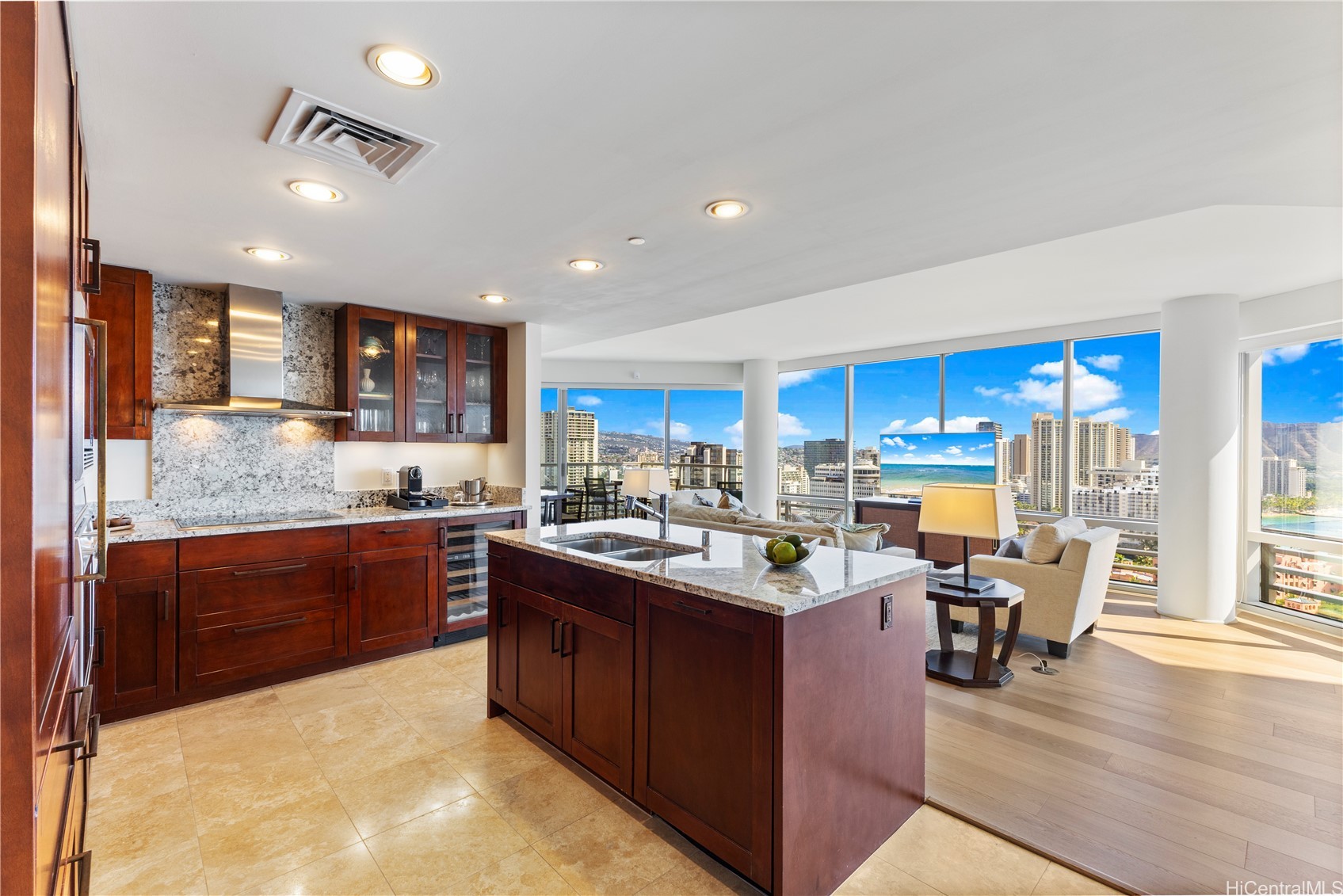 223 Saratoga Road 2802 (Corner End)