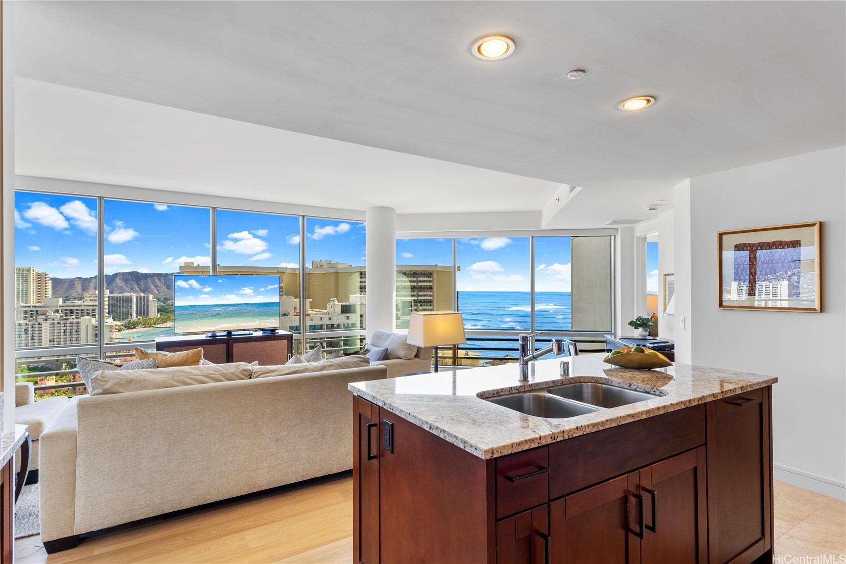 223 Saratoga Road 2802 (Corner End)