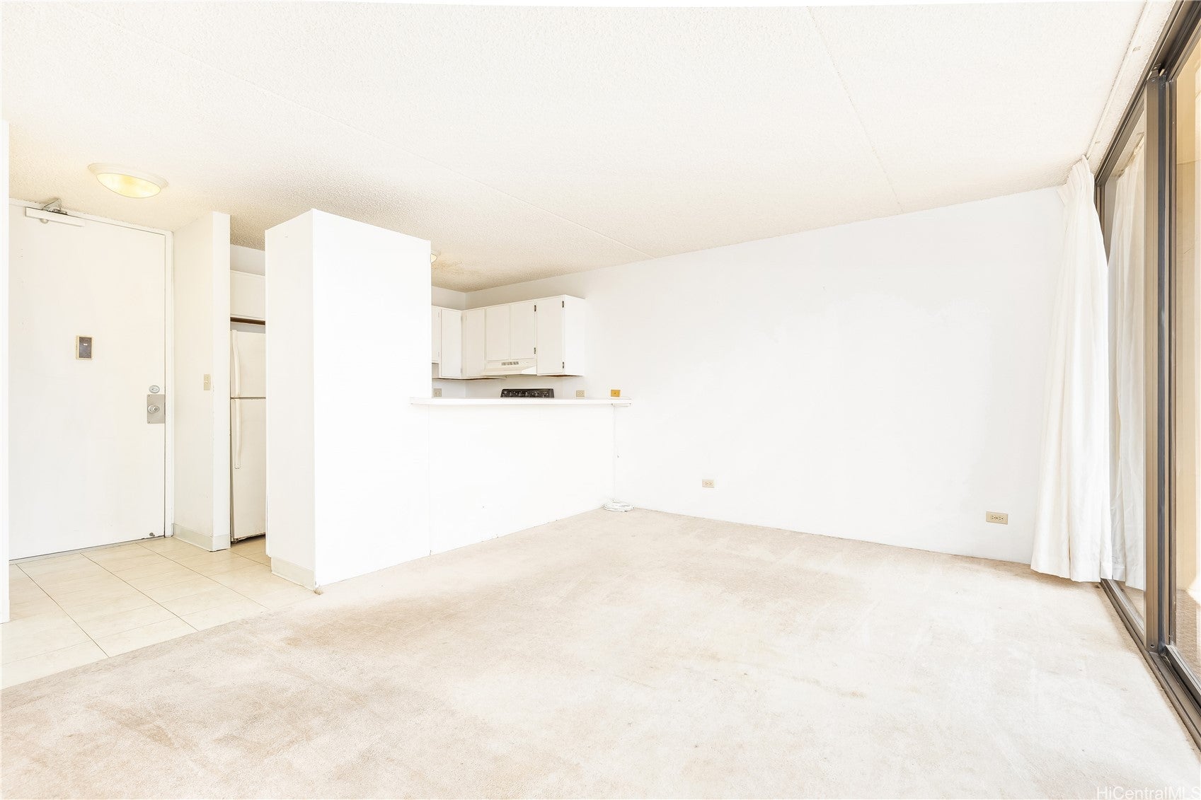 411 Hobron Lane 2507