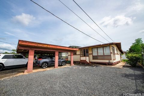 Photo of 94-1151 Awalai Street, Waipahu, HI 96797 (MLS # 202603492)