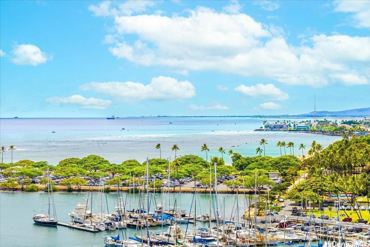 1676 Ala Moana Boulevard 1303