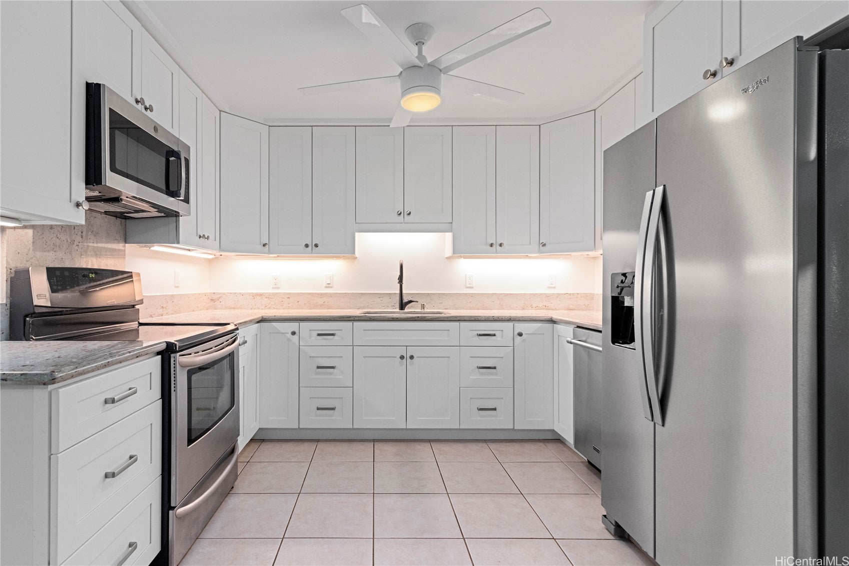 46-318 Haiku Road 18B--84