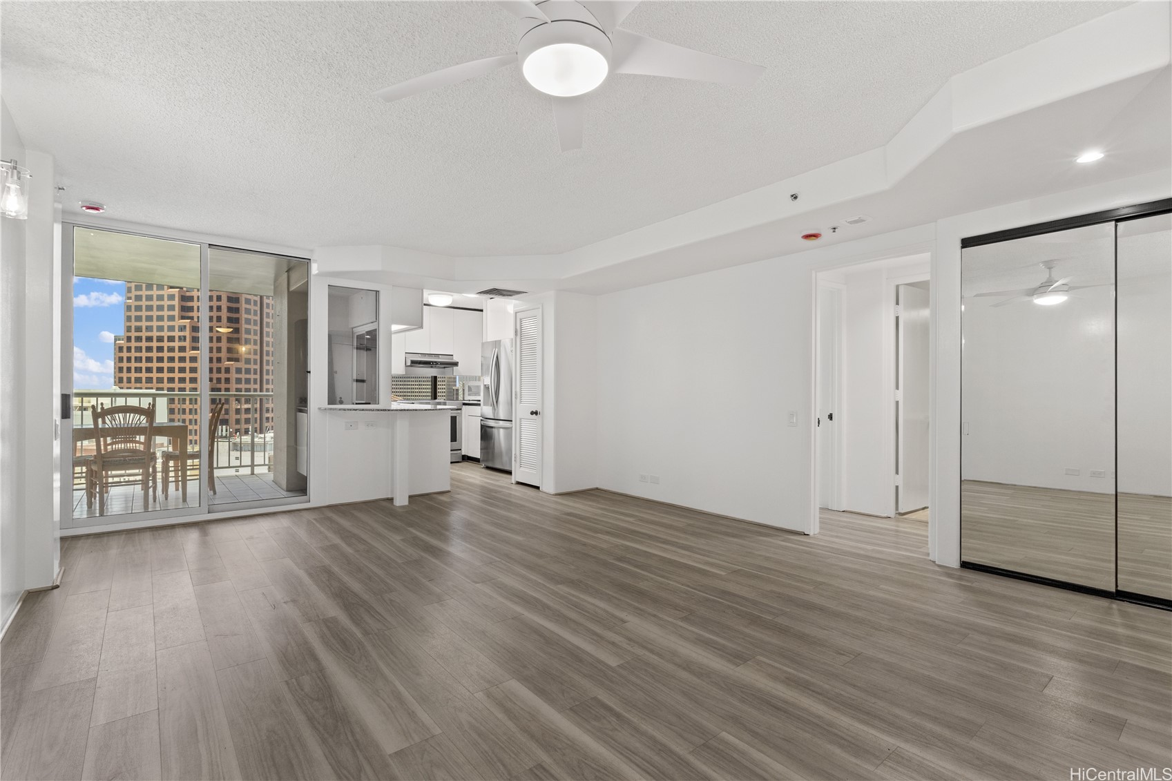 1212 Nuuanu Avenue 1503