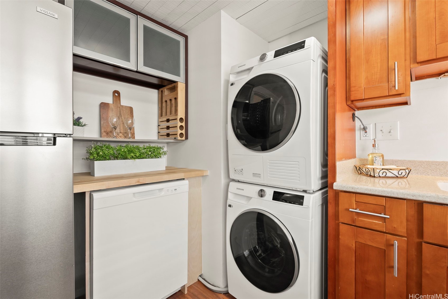 98-310 Kamehameha Highway 217