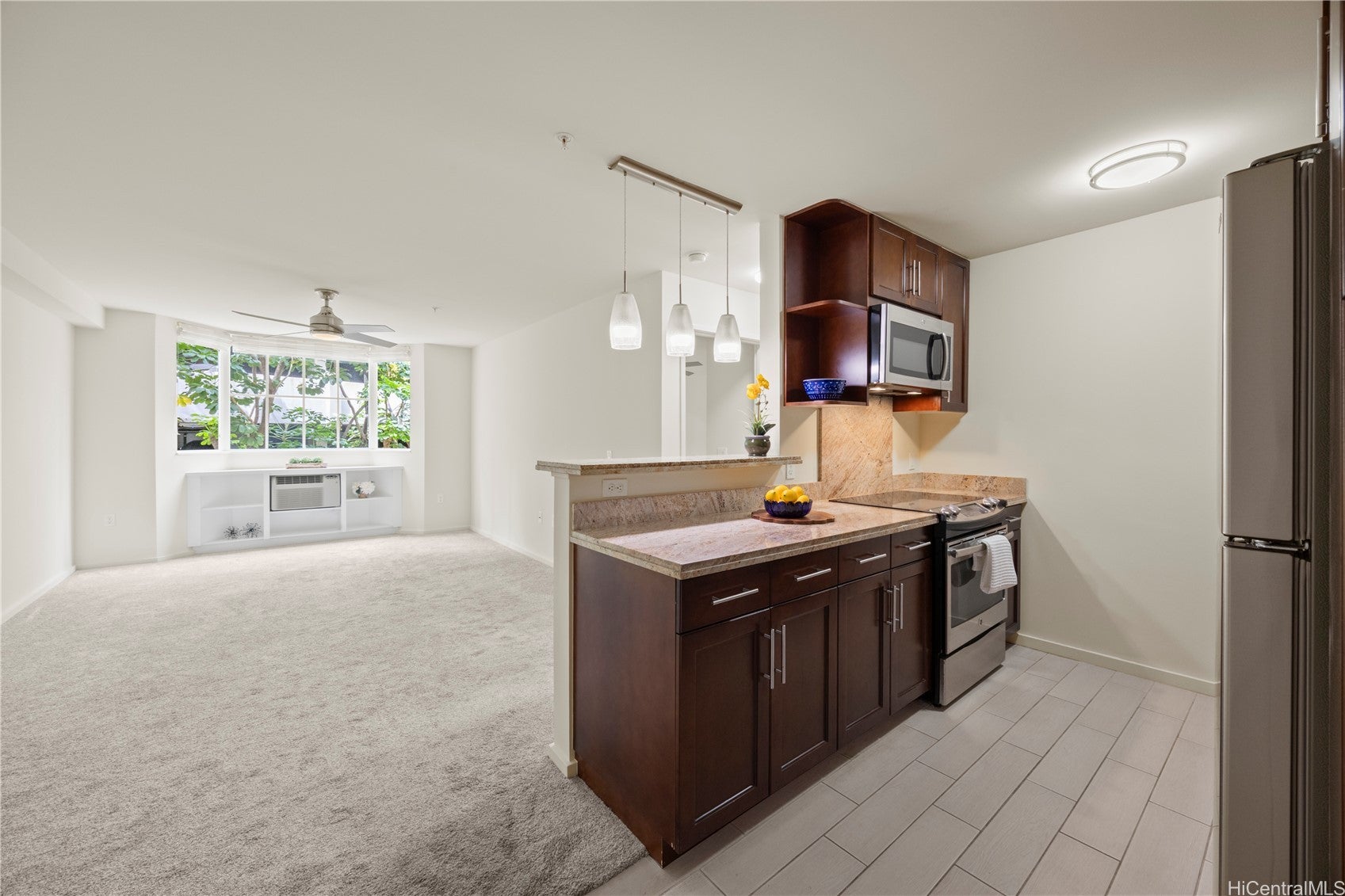 1810 Kaioo Drive B307