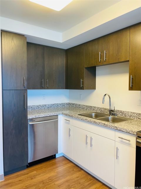 Photo of 988 Halekauwila Street #1511, Honolulu, HI 96814 (MLS # 202608965)