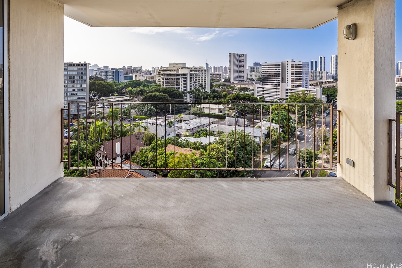 1634 Makiki Street 1101