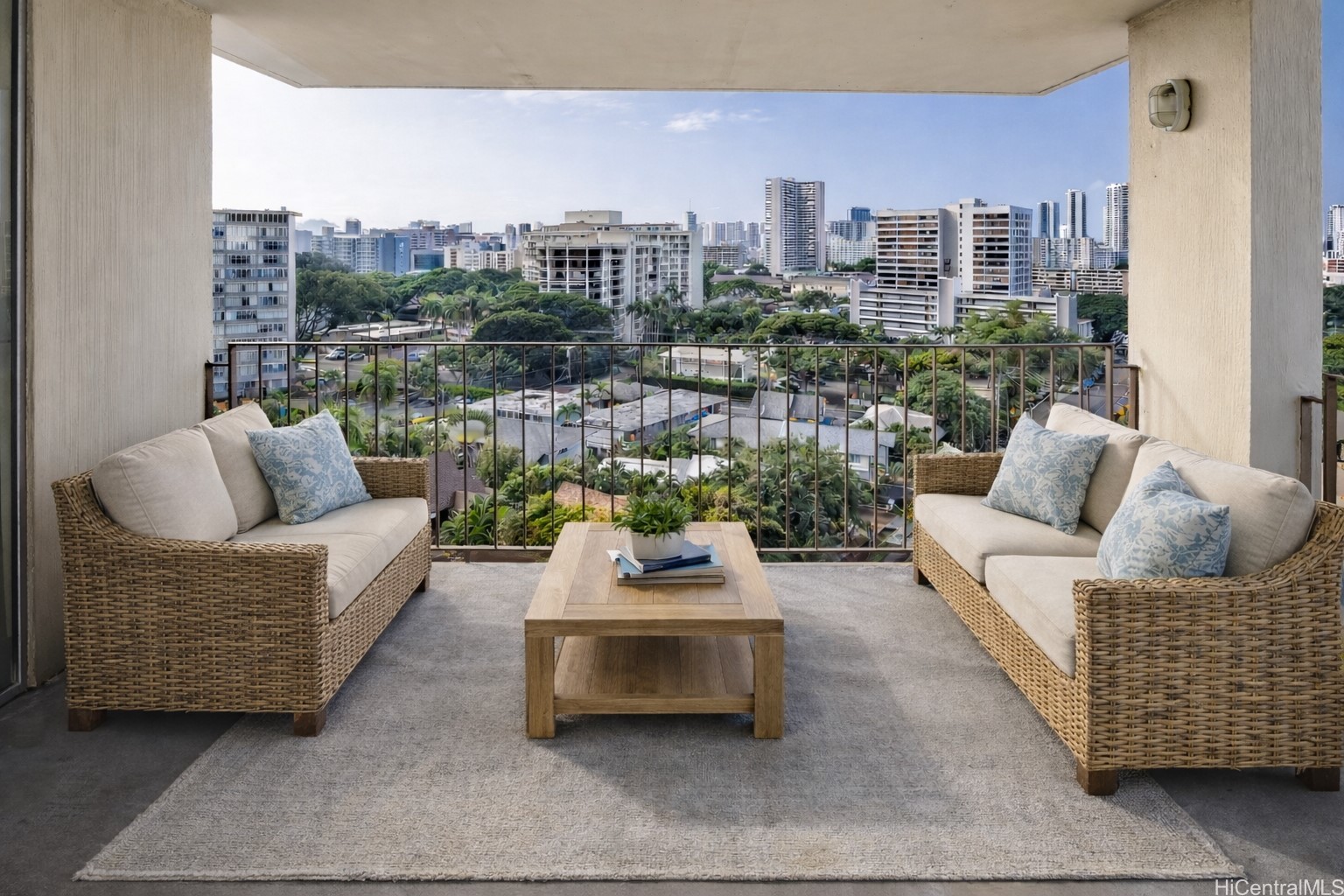 1634 Makiki Street 1101