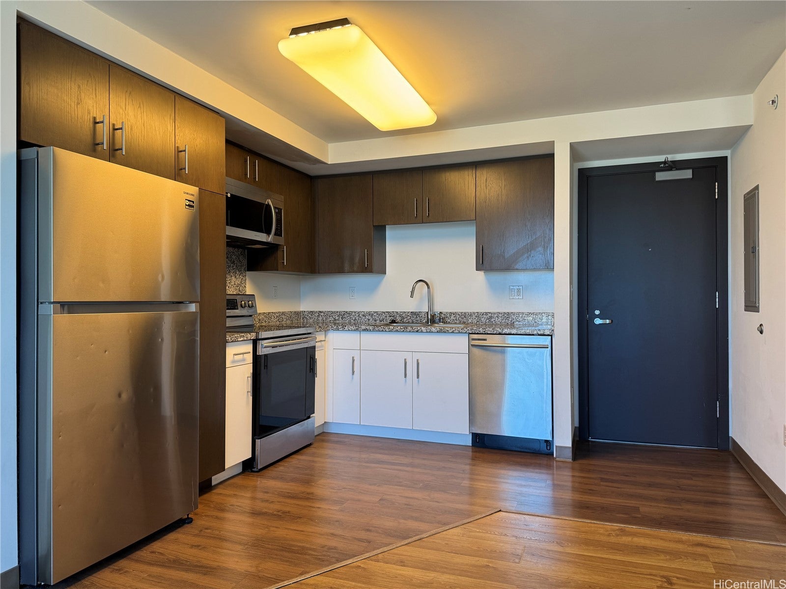 988 Halekauwila Street 3205