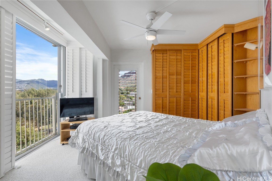 3015 Kalakaua Avenue 902