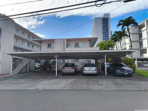 Photo of 1510 Liholiho Street #3, Honolulu, HI 96822 (MLS # 202607603)