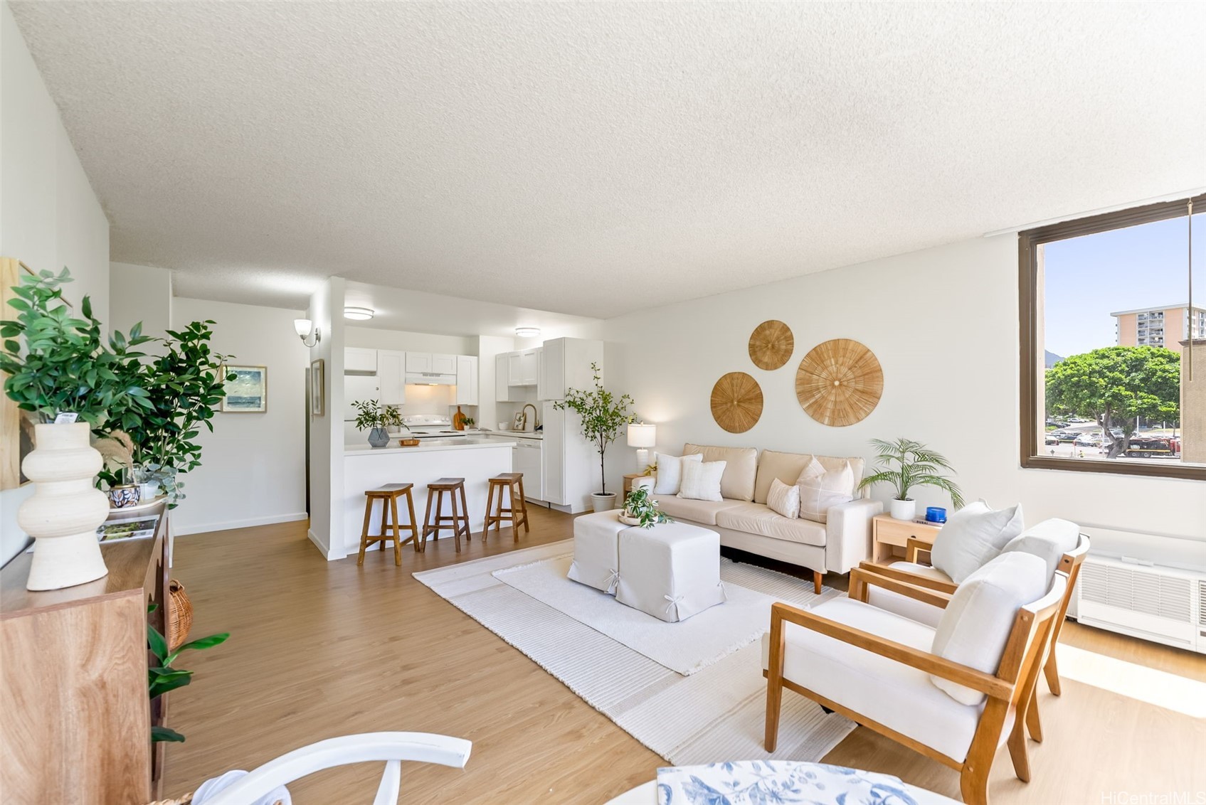 55 S Kukui Street D214