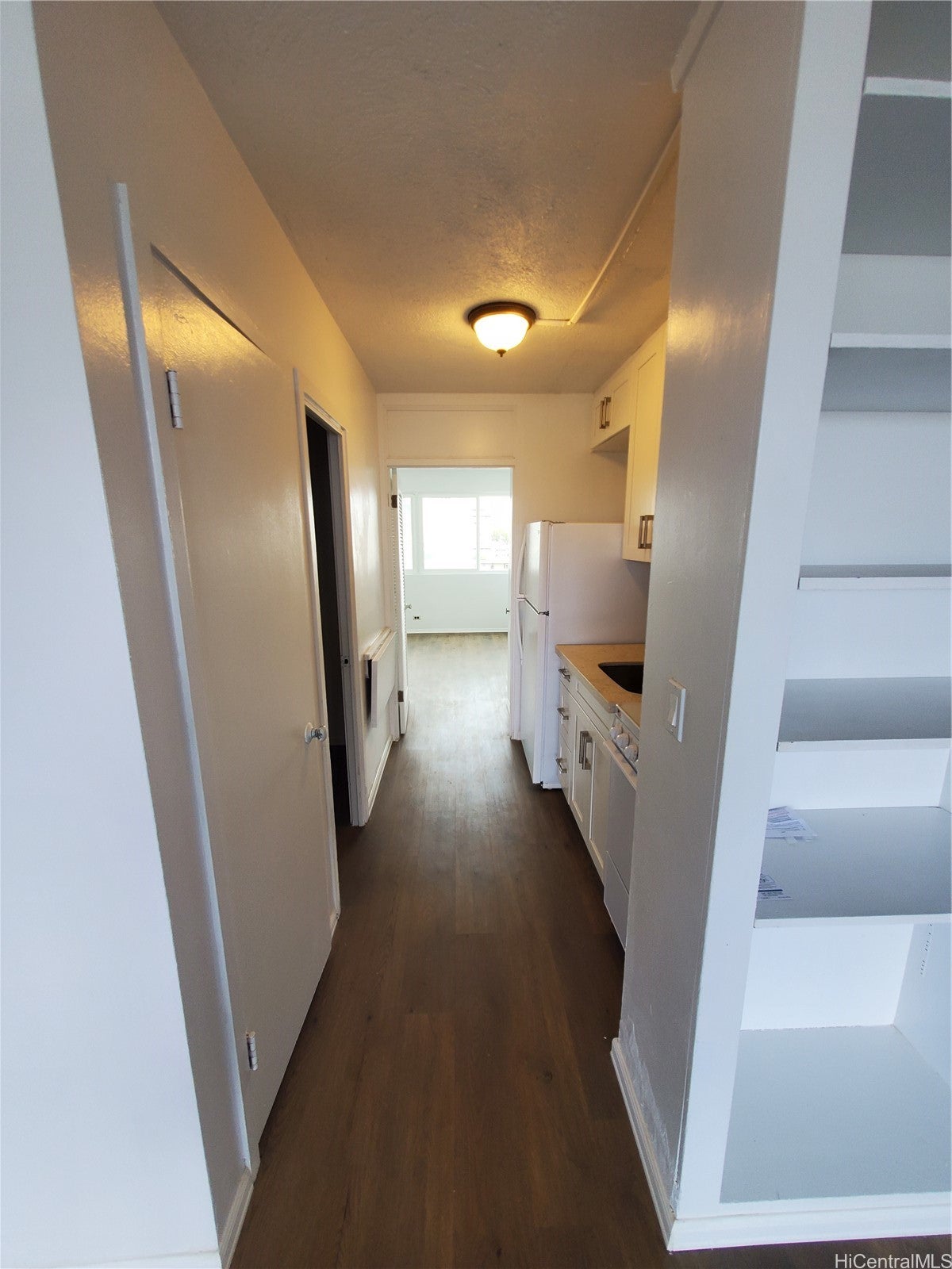 1710 Makiki Street 604