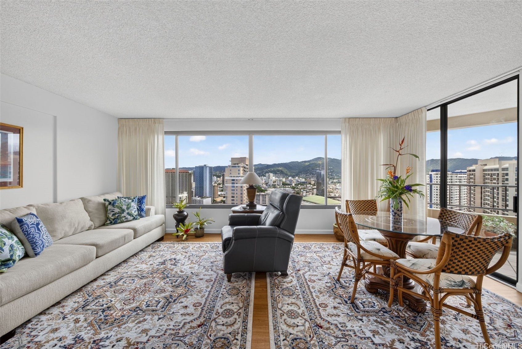 1778 Ala Moana Boulevard 3906