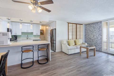 225 Kaiulani Avenue PH1 Honolulu HI 96815