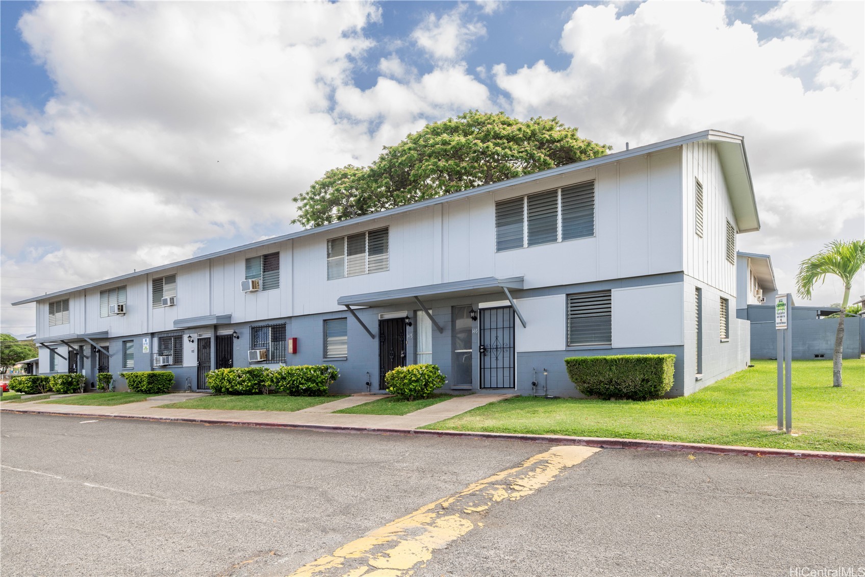 Ewa Apts Condominium