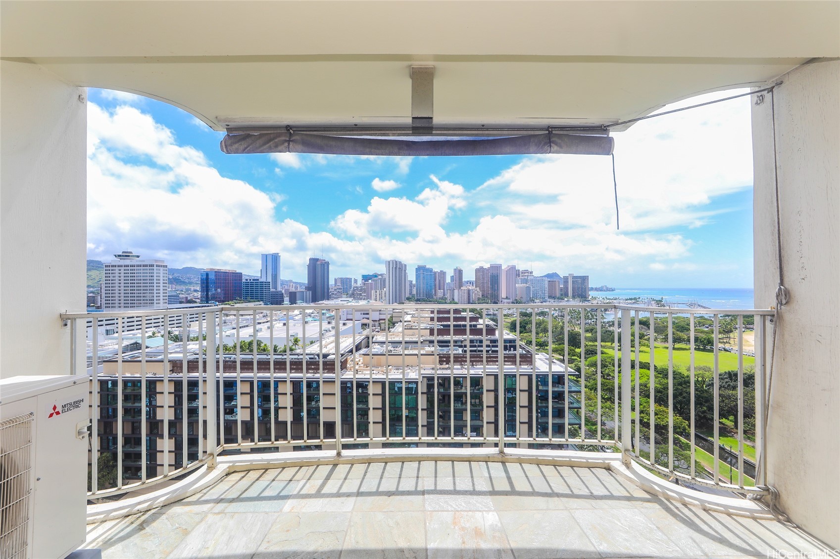 1350 Ala Moana Boulevard 1904
