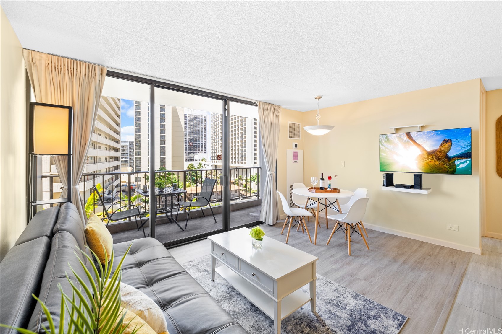 229 Paoakalani Avenue 810(NUC)