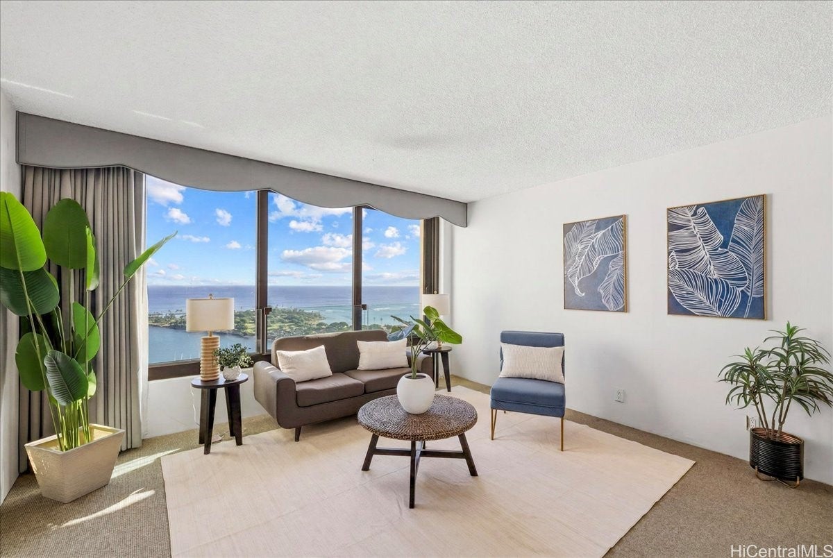 1600 Ala Moana Boulevard 2910