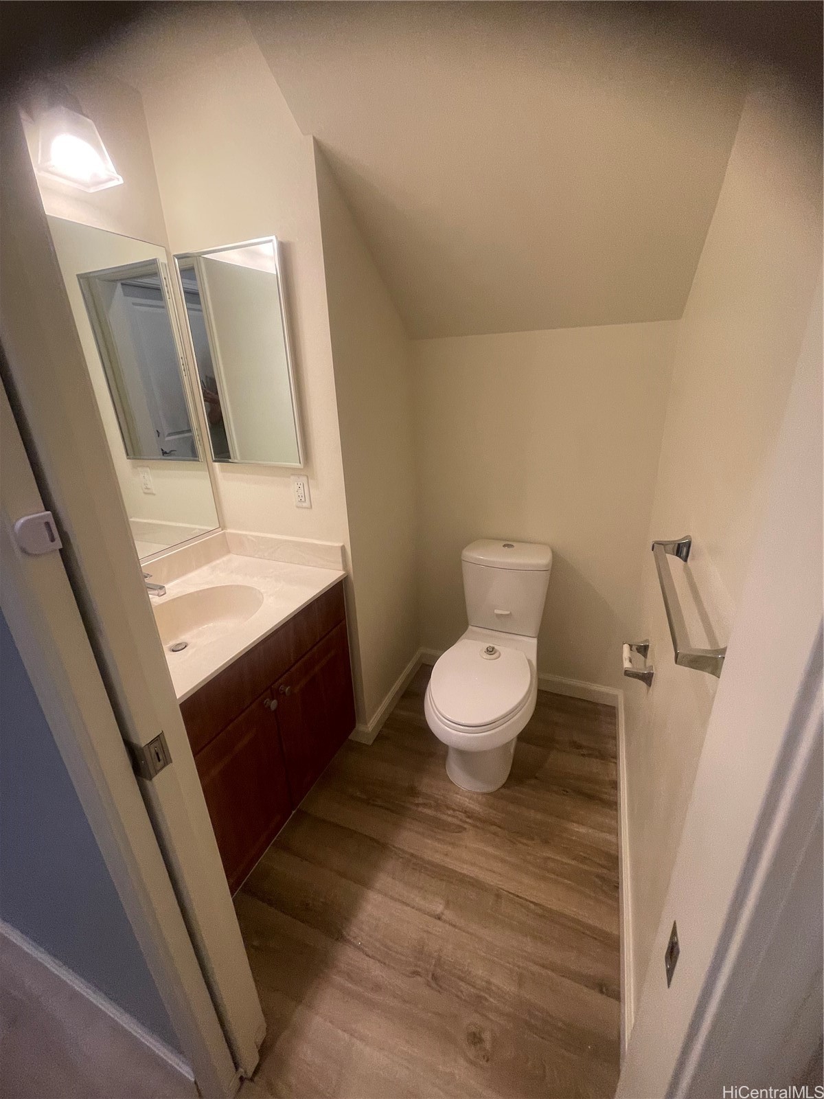 91-6221 Kapolei Parkway 423