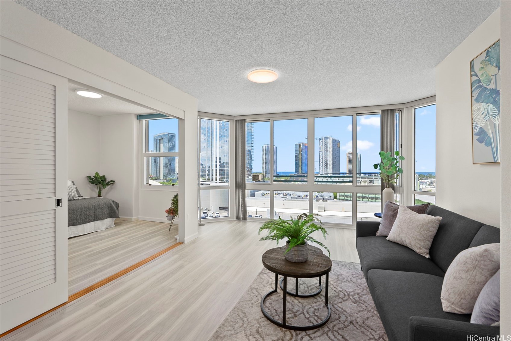 801 S King Street 1403