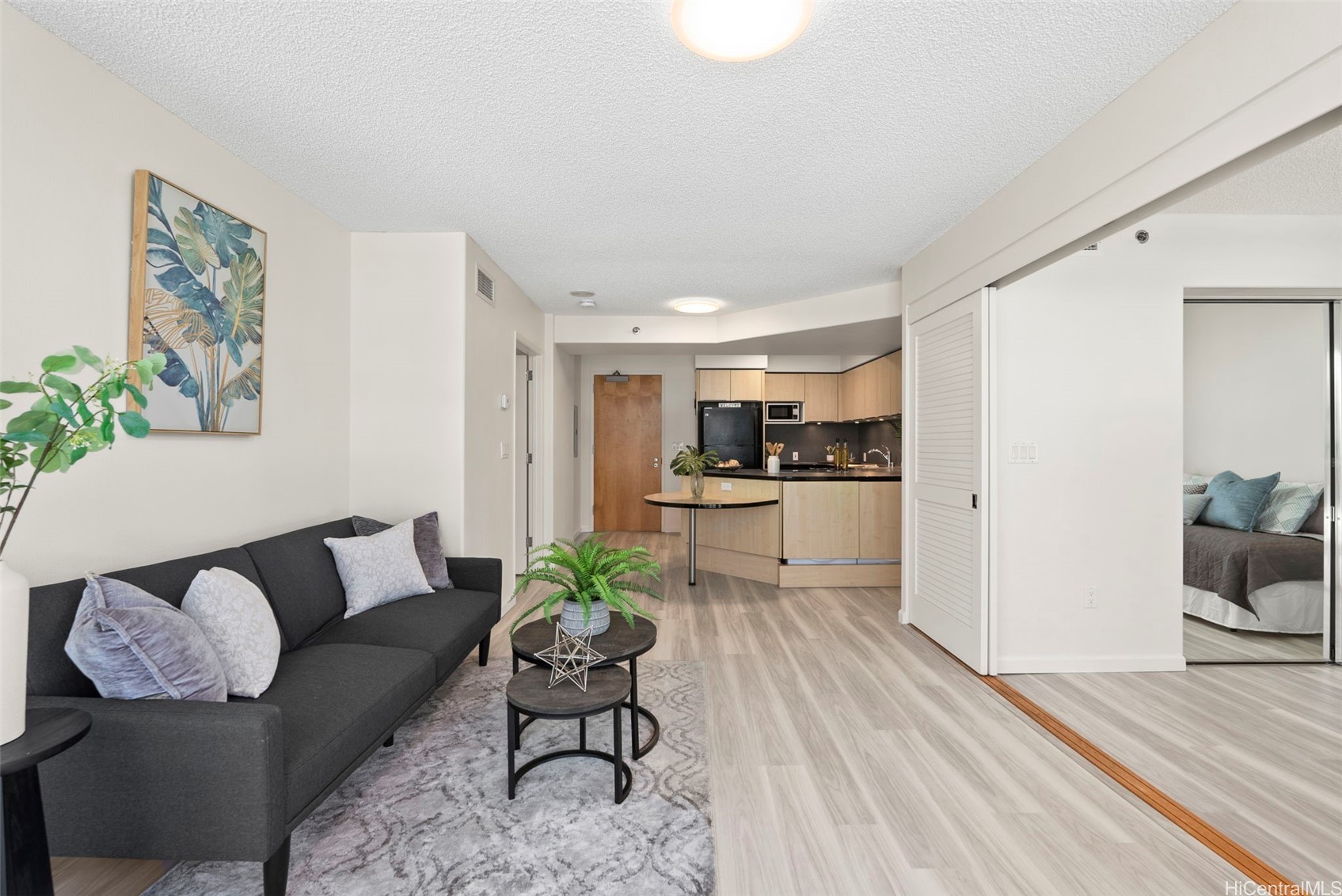 801 S King Street 1403