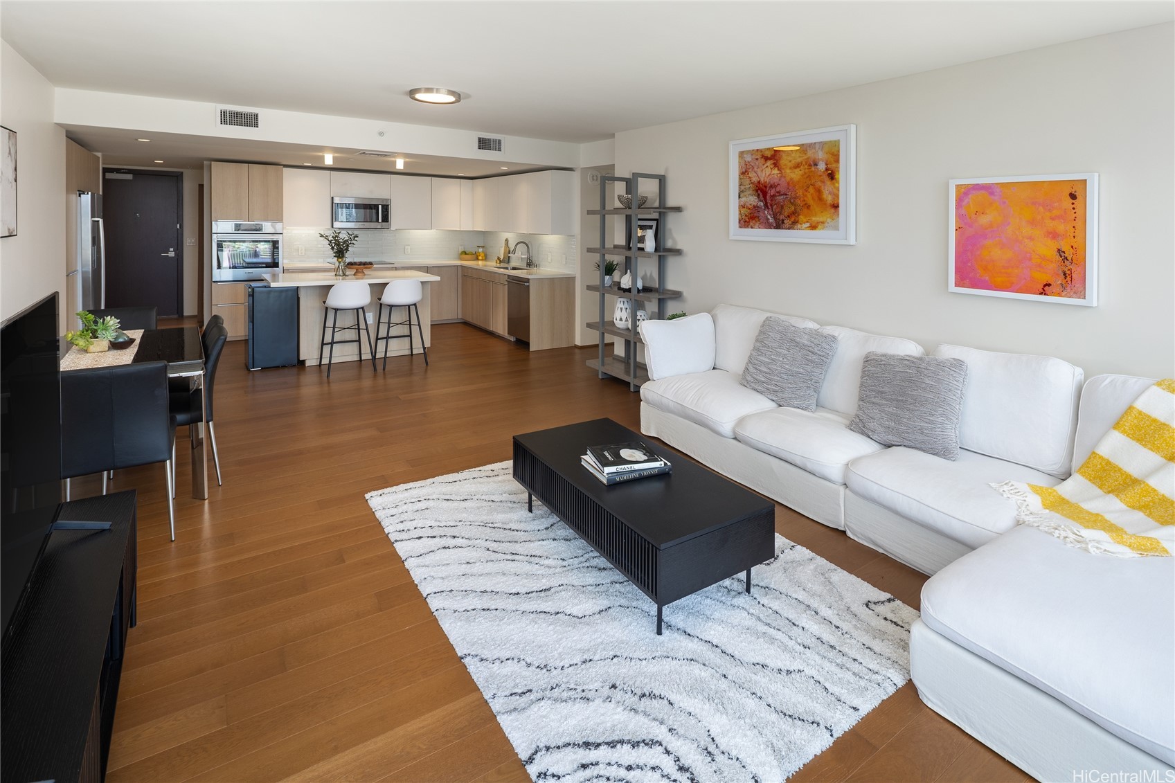 888 Kapiolani Boulevard 2703