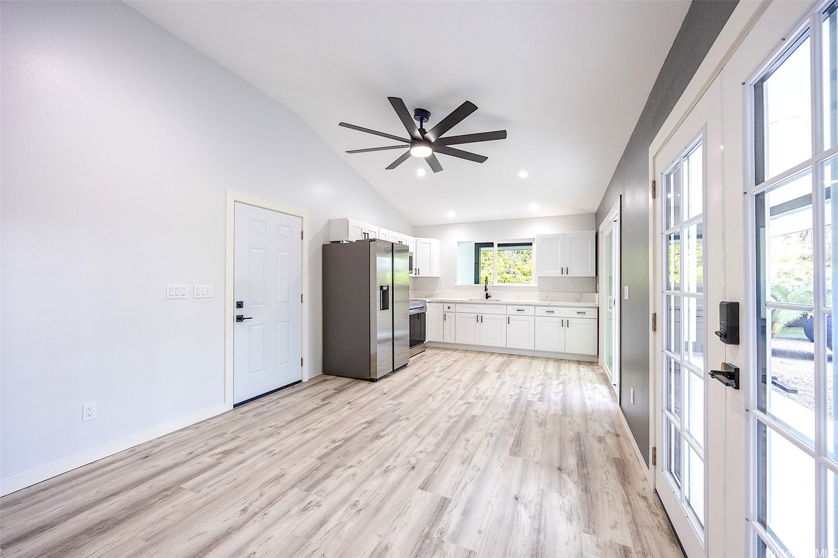 11-3499 Pikake Street