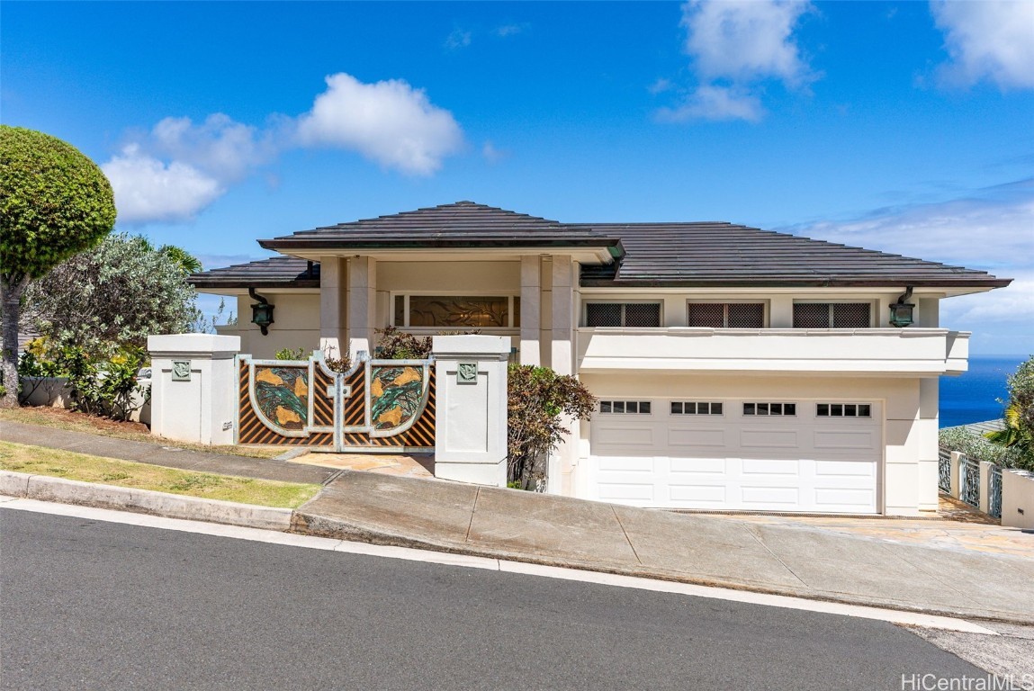 Honolulu Home Residence