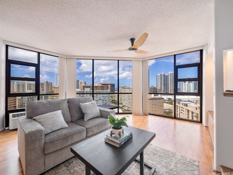 Photo of 930 Kaheka Street #2001, Honolulu, HI 96814 (MLS # 202610331)