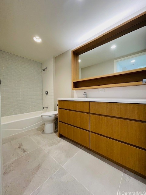 Sky Ala Moana West Residential Lease