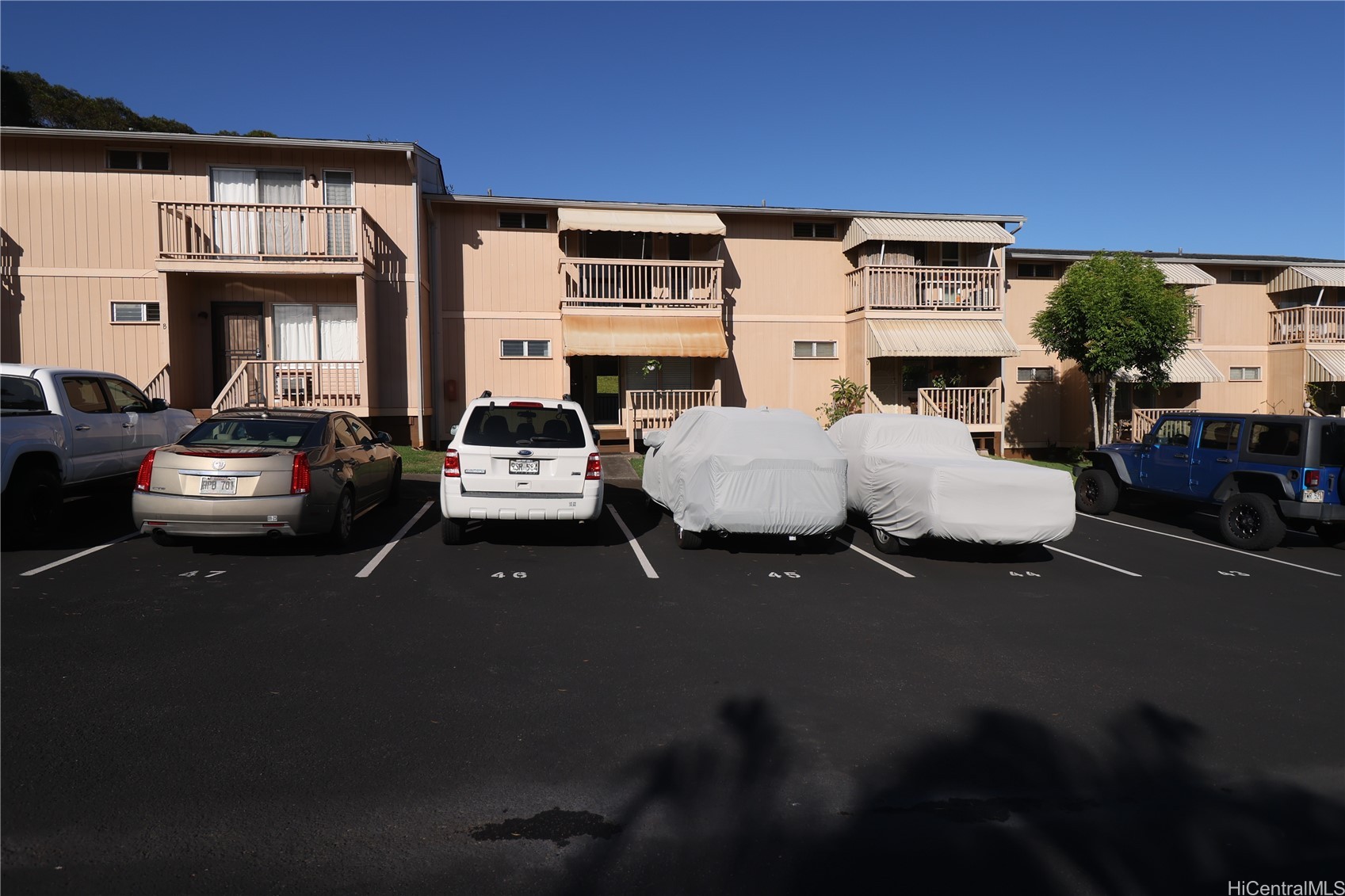 Ridgeway B1 Condominium